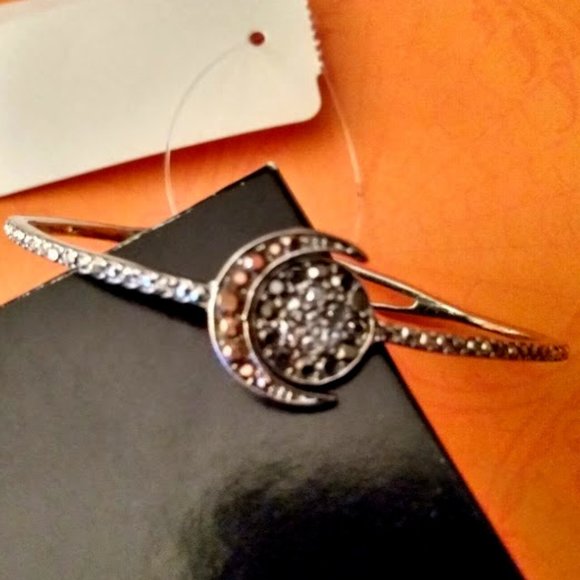 VERA WANG CELESTIAL MOON HEMATITE/IRIDESCENT CRYSTAL BRACELET**NEW! - Picture 2 of 5